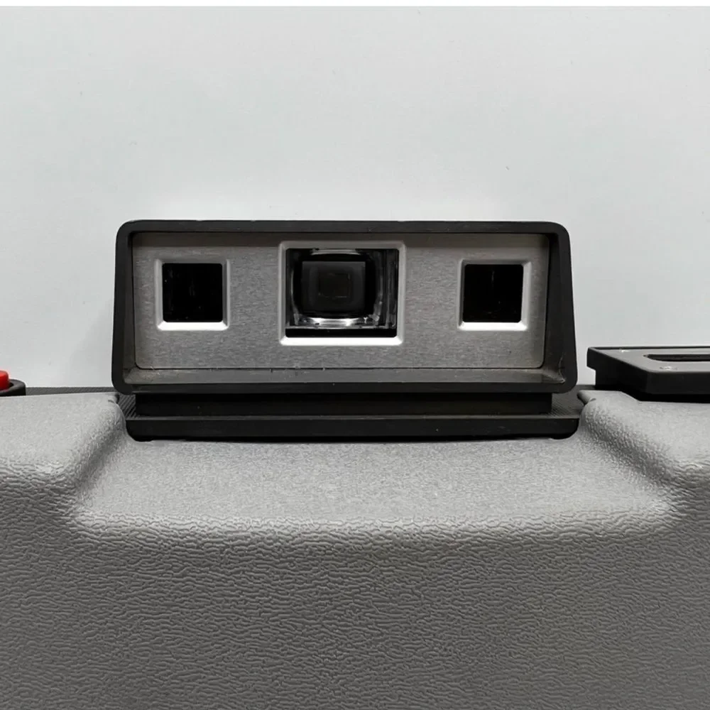 Polaroid Model 420 Vintage Instant Film Camera Packfilm